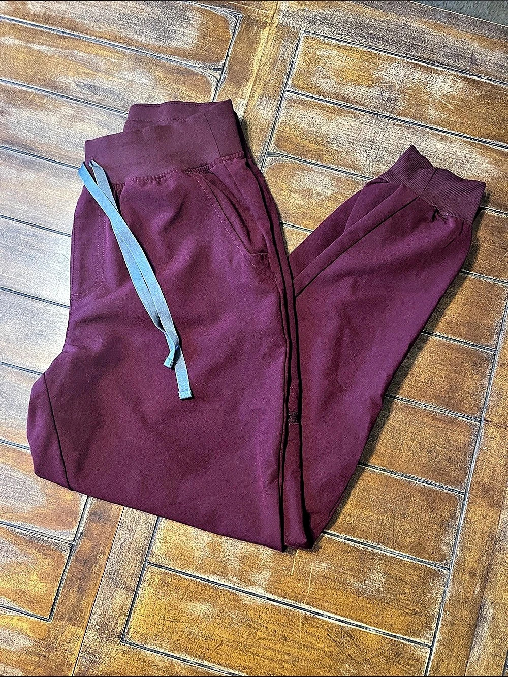 FIGS Technical Collection Yola Burgundy Track Pants Small